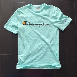 Champion S blue logo T-shirt!